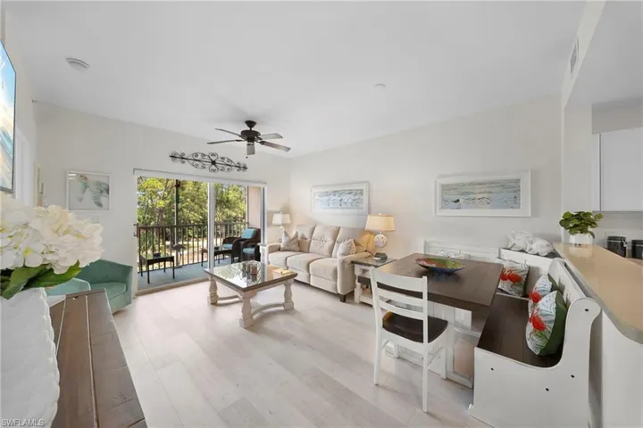 4455 Botanical Place Cir 305, Naples, Florida 34112