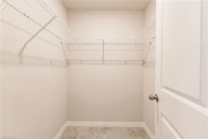 2808 NW 25th  LN, Cape Coral, FL 33993