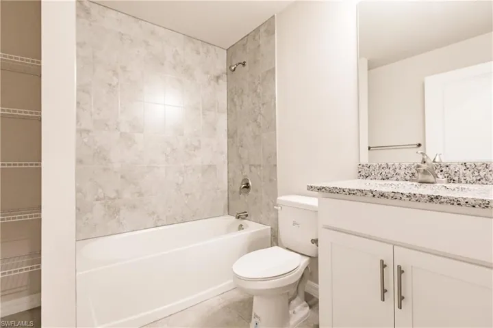 2808 NW 25th  LN, Cape Coral, FL 33993