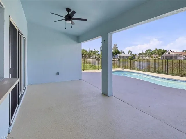 Large Lanai