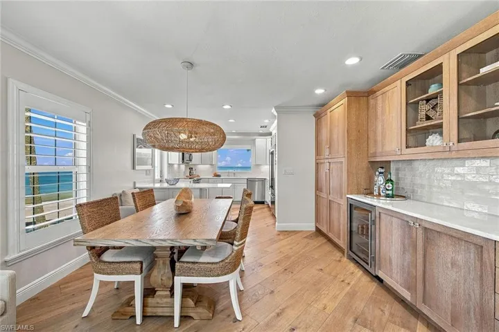 2401 Gulf Shore Blvd N 8, Naples, Florida 34103