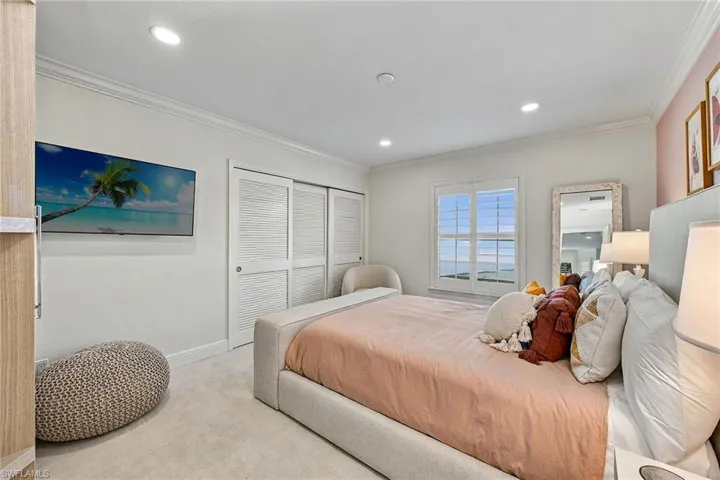 2401 Gulf Shore Blvd N 8, Naples, Florida 34103
