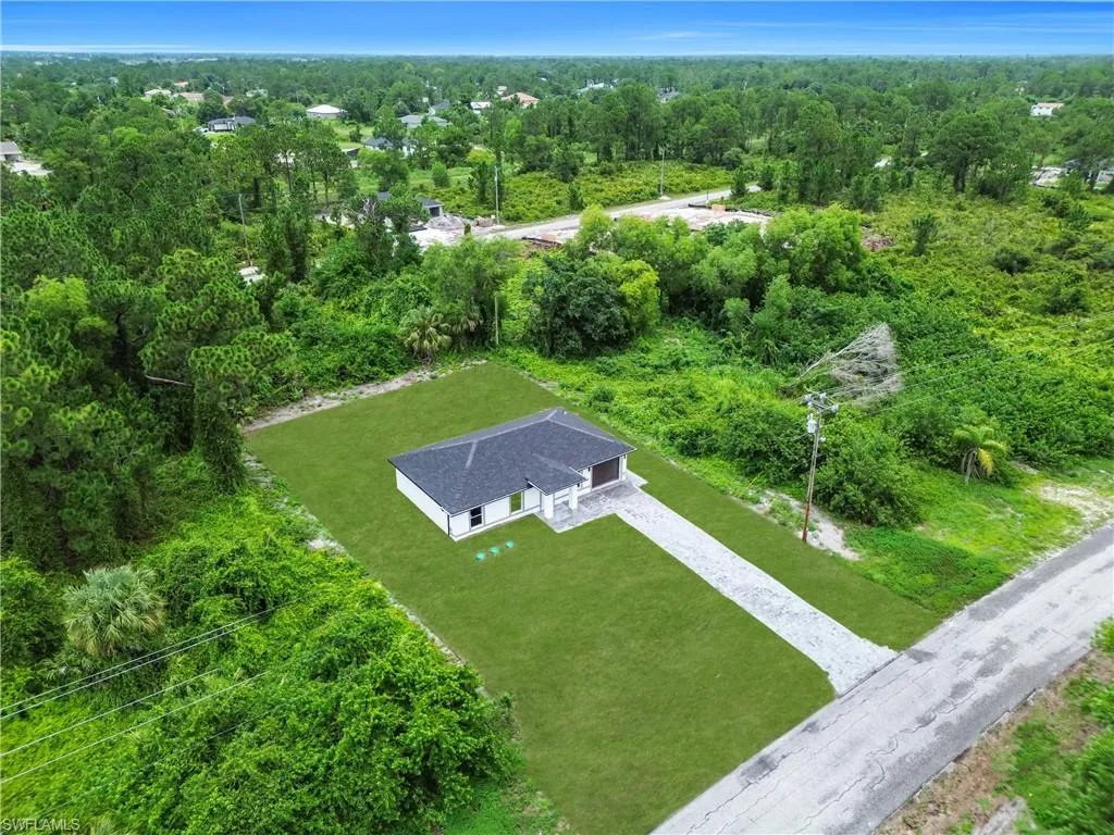 382 Mc Arthur BLVD, Lehigh Acres, FL 33974,225047575