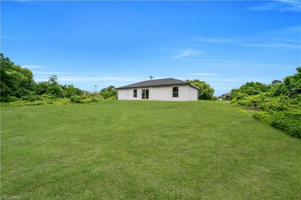 382 Mc Arthur BLVD, Lehigh Acres, FL 33974,225047575