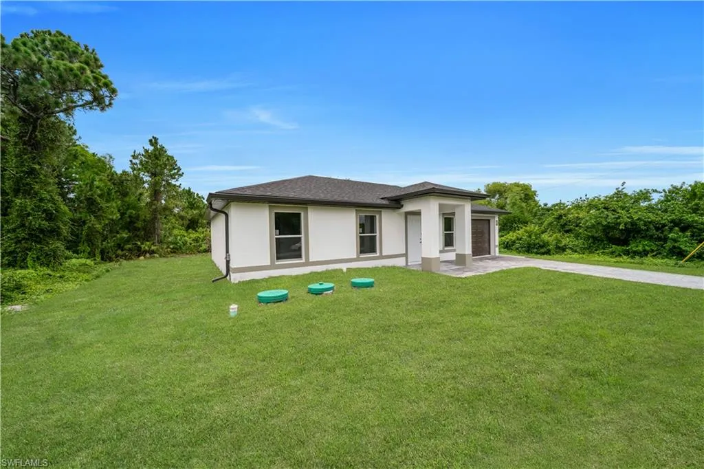 382 Mc Arthur BLVD, Lehigh Acres, FL 33974,225047575