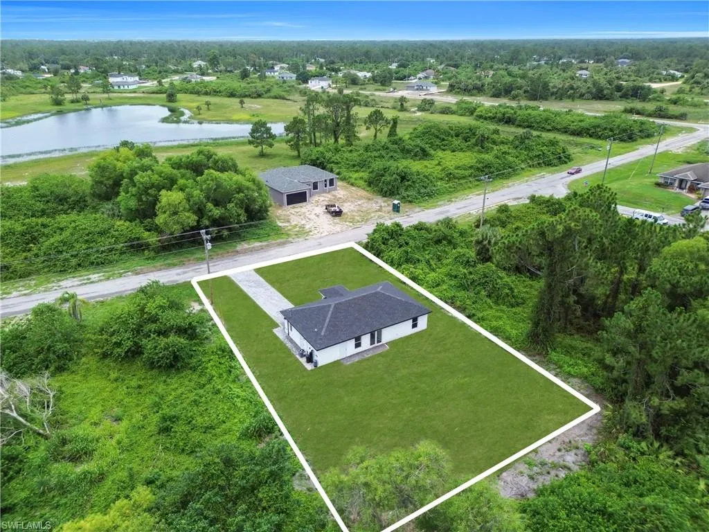 382 Mc Arthur BLVD, Lehigh Acres, FL 33974,225047575