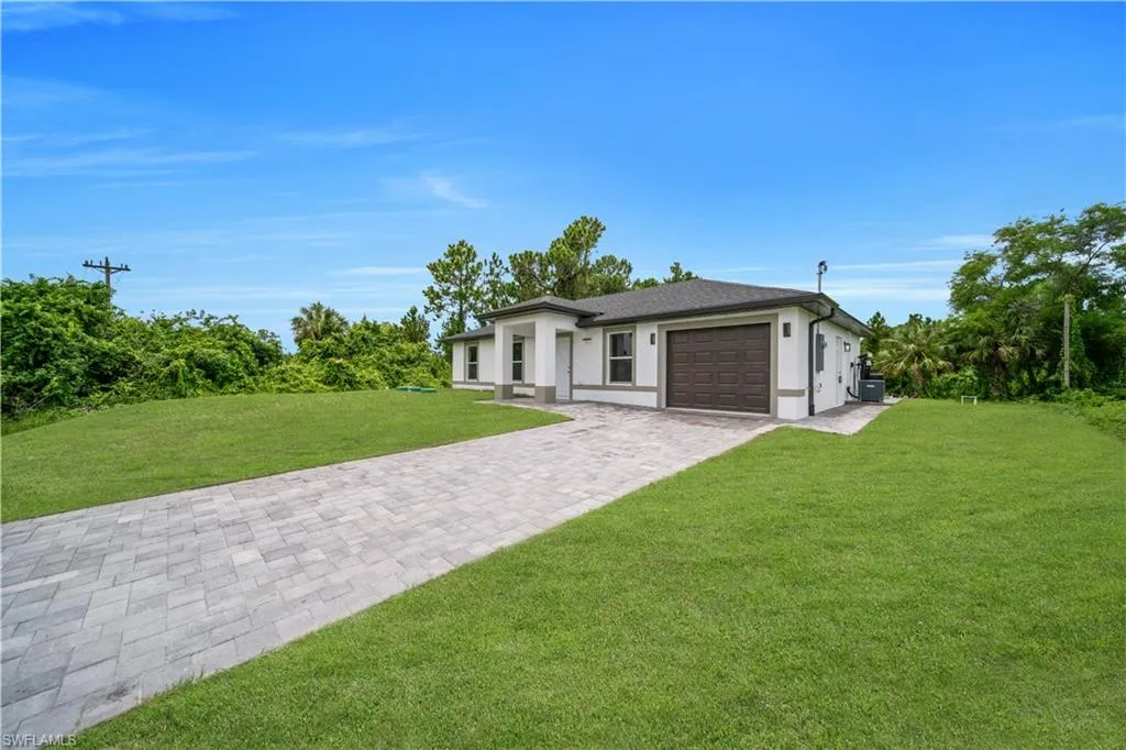 382 Mc Arthur BLVD, Lehigh Acres, FL 33974,225047575