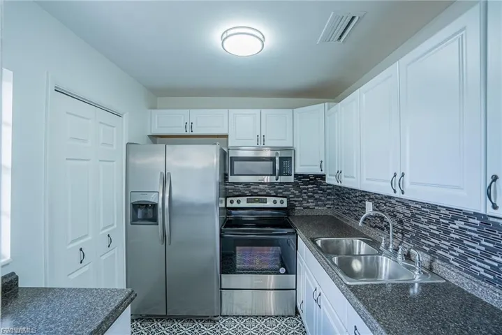 1503 Tropic Ter, North Fort Myers, Florida 33903