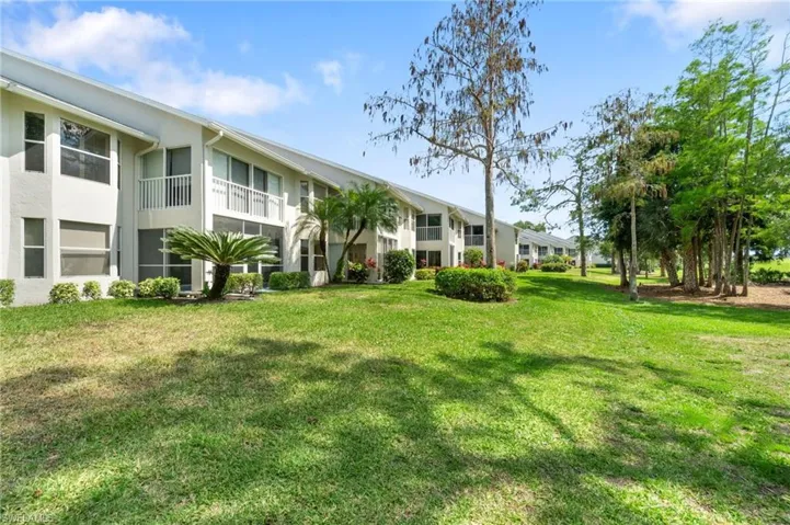 433  Country Hollow  CT, Naples, FL 34104