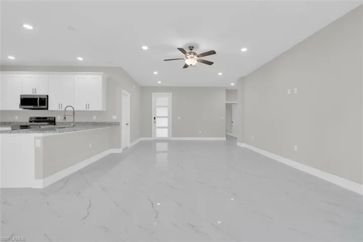 1108 Bainbridge St, Lehigh Acres, Florida 33974