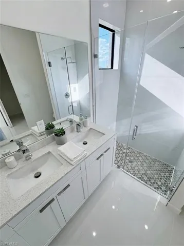 4121 Nw 22nd St, Cape Coral, Florida 33993