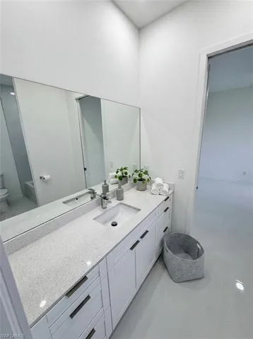 4121 Nw 22nd St, Cape Coral, Florida 33993