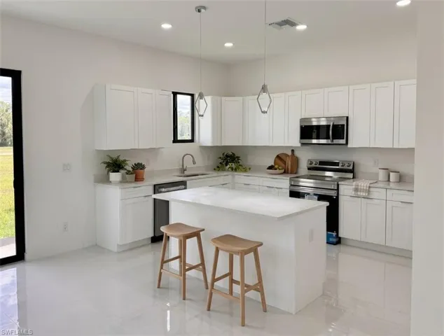 4121 Nw 22nd St, Cape Coral, Florida 33993