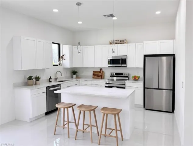 4121 Nw 22nd St, Cape Coral, Florida 33993