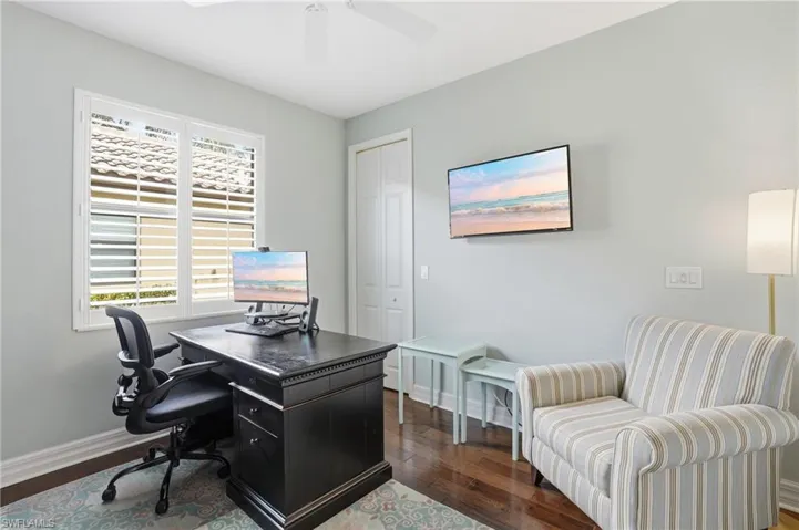 3054 Aviamar Cir, Naples, Florida 34114