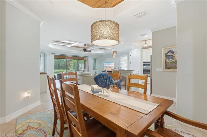 3054 Aviamar Cir, Naples, Florida 34114