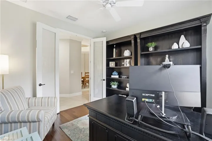 3054 Aviamar Cir, Naples, Florida 34114