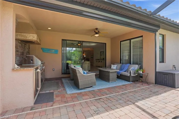3054 Aviamar Cir, Naples, Florida 34114