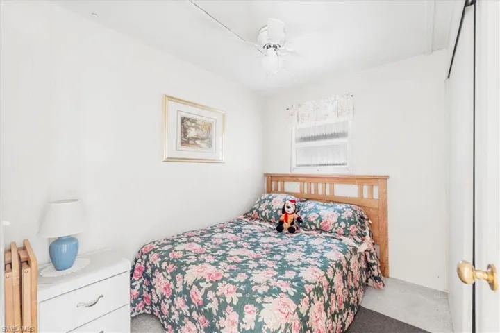 329  Lantern  LN, North Fort Myers, FL 33917