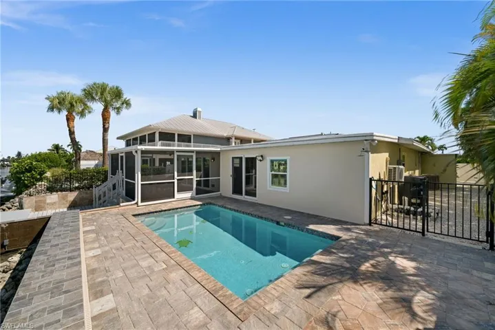 17741 Rebecca Ave, Fort Myers Beach, Florida 33931
