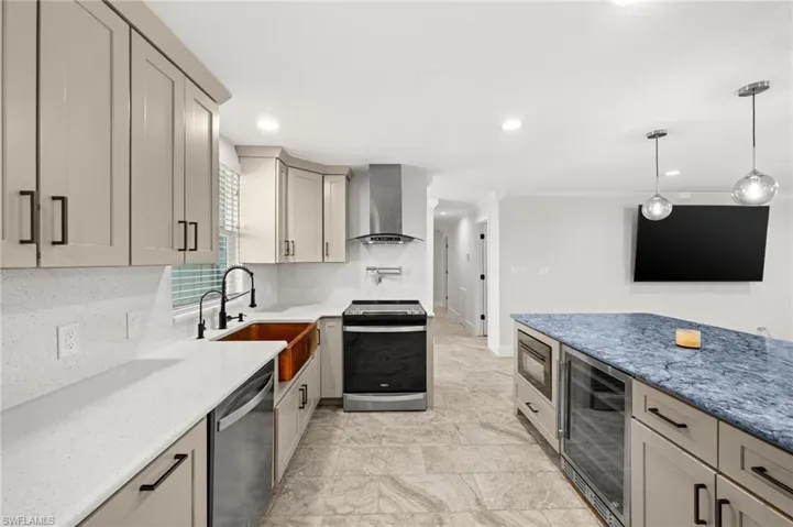 17741 Rebecca Ave, Fort Myers Beach, Florida 33931