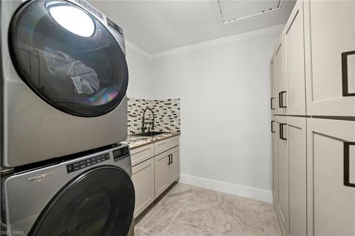 17741 Rebecca Ave, Fort Myers Beach, Florida 33931