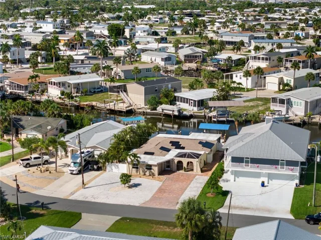 17741 Rebecca Ave, Fort Myers Beach, Florida 33931