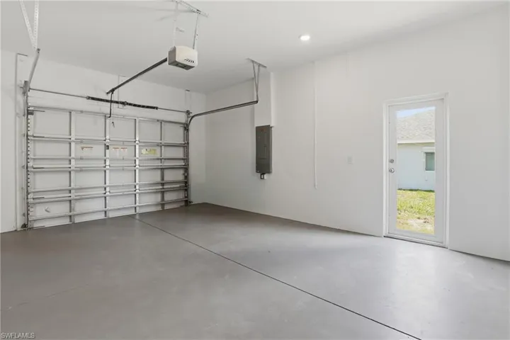 4710 27th St Sw, Lehigh Acres, Florida 33973