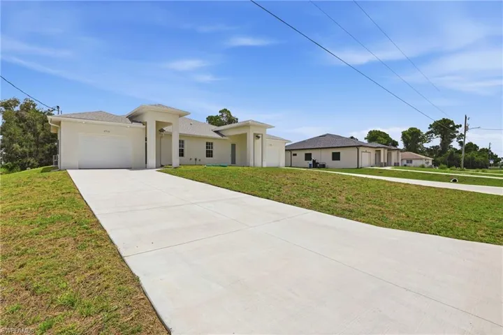 4710 27th St Sw, Lehigh Acres, Florida 33973