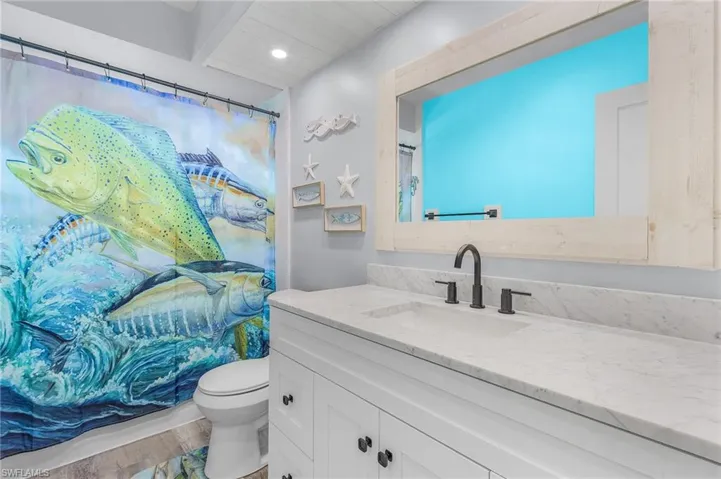 Guest Bath with tub/shower combo.