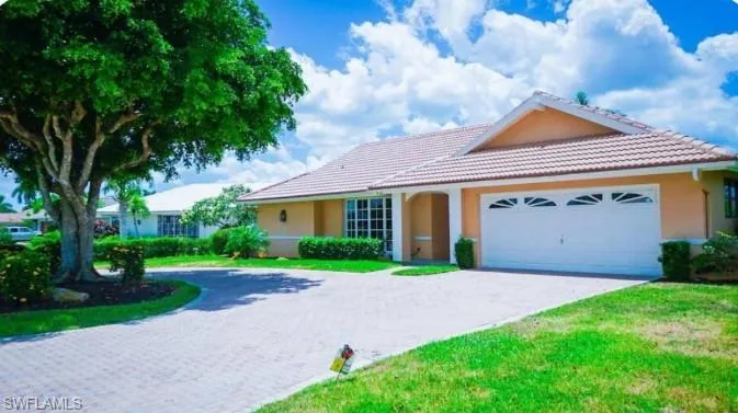 438 Torrey Pines Pt, Naples, Florida 34113