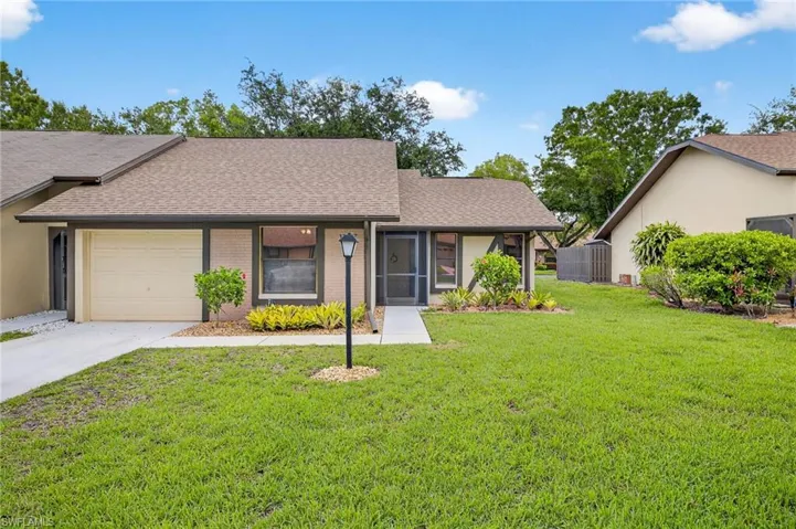 13137  Hampshire  CT, Fort Myers, FL 33919