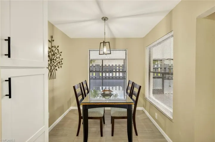 13137  Hampshire  CT, Fort Myers, FL 33919