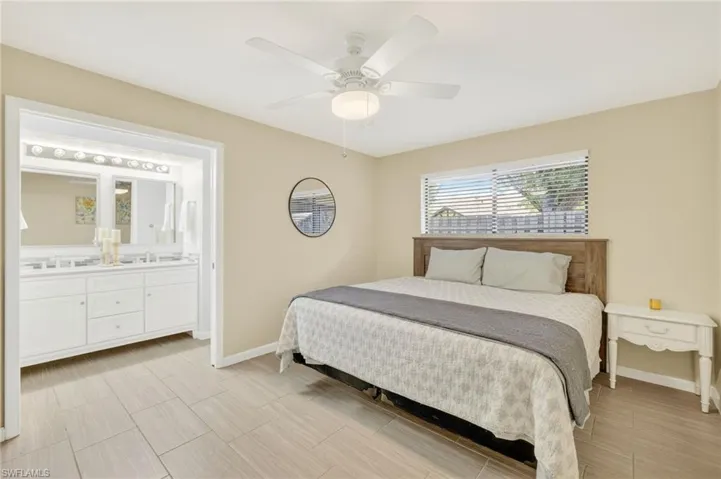 13137  Hampshire  CT, Fort Myers, FL 33919
