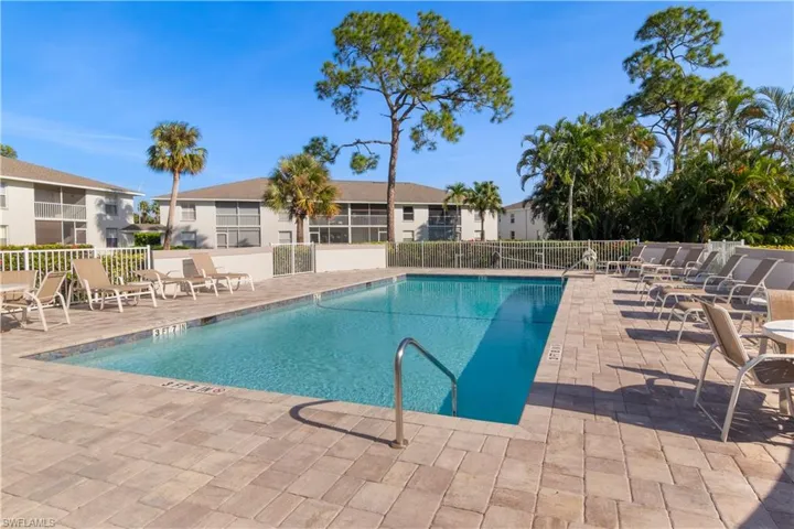 1476  Churchill  CIR, Naples, FL 34116