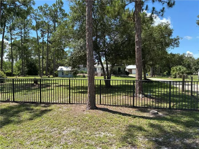 4213 Ft Keis Ave, Fort Denaud, Florida 33935