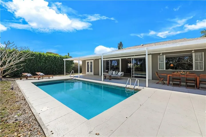 233 Shadowridge Ct, Marco Island, Florida 34145