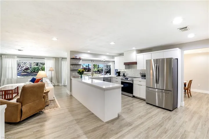 233 Shadowridge Ct, Marco Island, Florida 34145