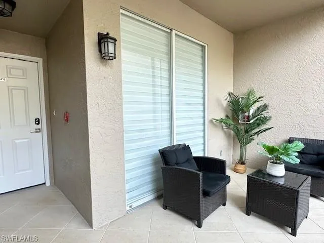 8420 Naples Heritage DR, Naples, FL 34112,224104957