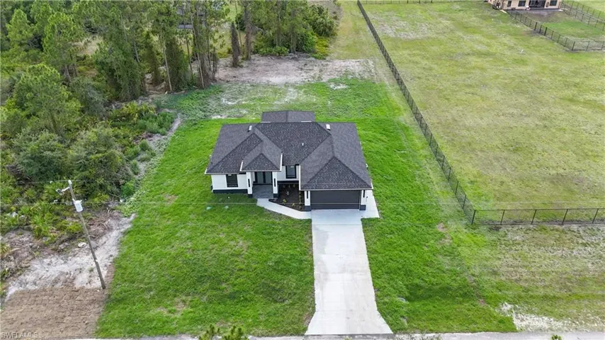 1011 Eighth Ave, Lehigh Acres, Florida 33972