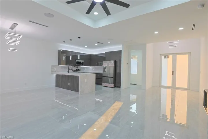 1011 Eighth Ave, Lehigh Acres, Florida 33972