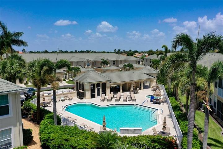 Grande Cay pool and spa with screened gazebo