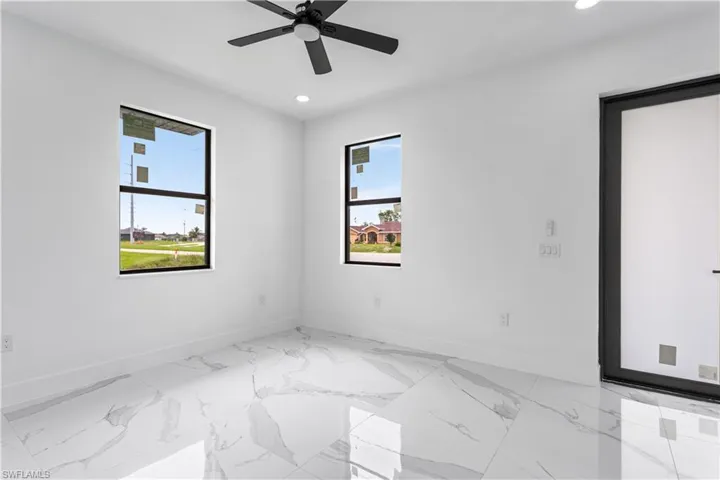 343  Kismet E PKWY, Cape Coral, FL 33909
