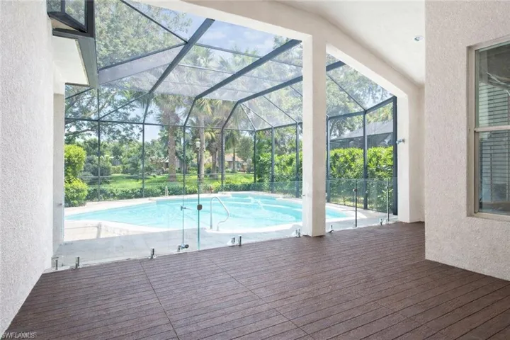 Swimming pool/spa w/ covered patio