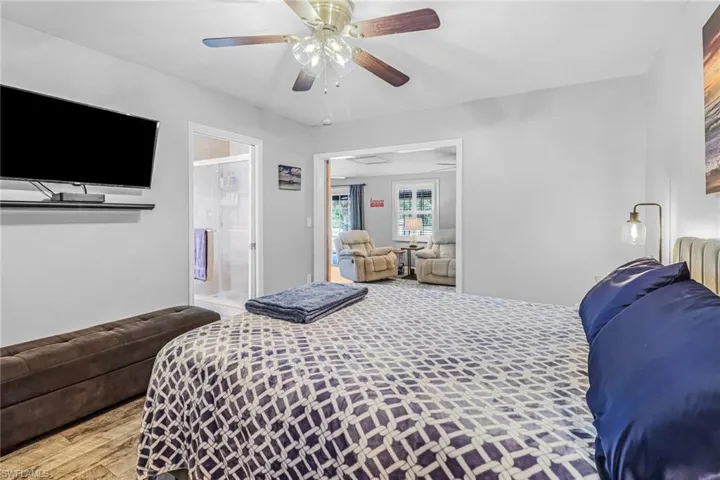 861  6th SE ST, Naples, FL 34117