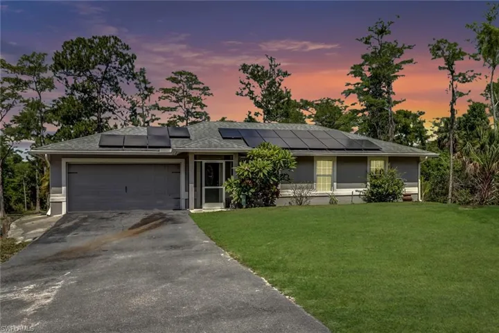 861  6th SE ST, Naples, FL 34117