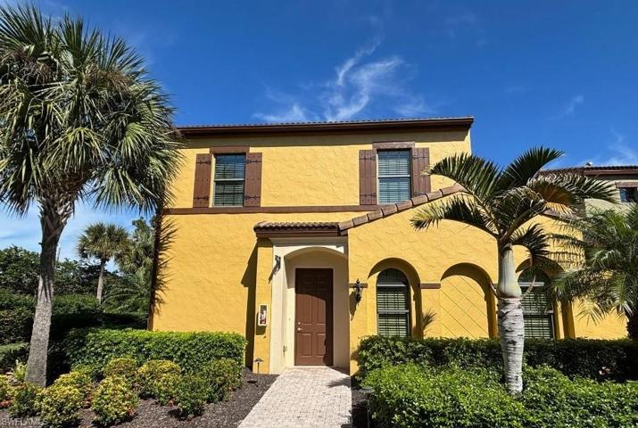 9017  Alturas  ST, Naples, FL 34113