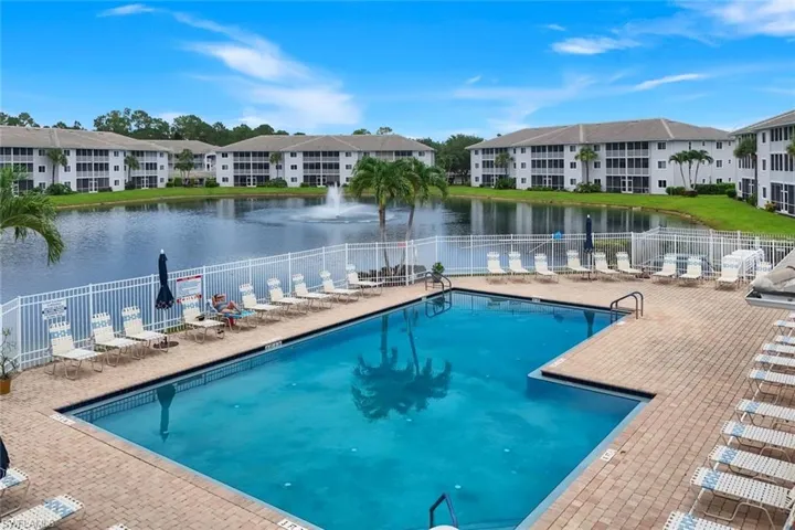7822 Great Heron Way 201, Naples, Florida 34104