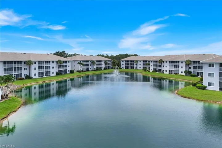 7822 Great Heron Way 201, Naples, Florida 34104