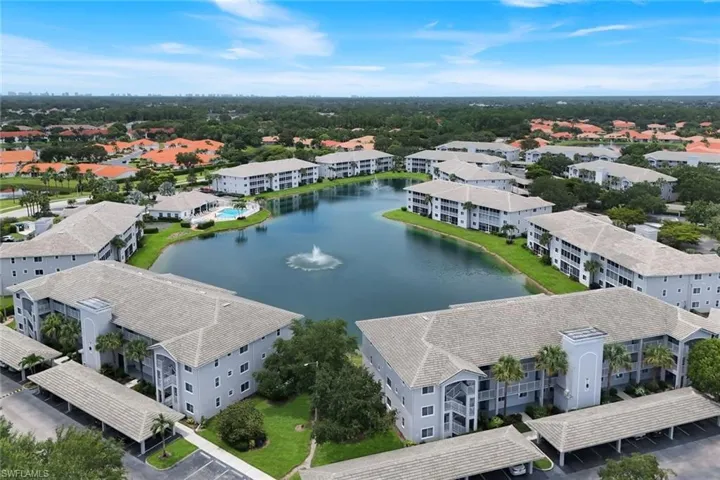 7822 Great Heron Way 201, Naples, Florida 34104